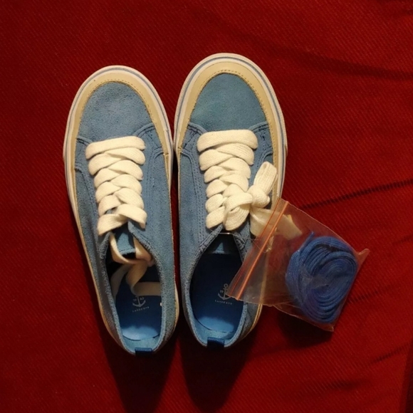 Lands End Boys Suede Shoes, Sz 3 Kids - Picture 3 of 3